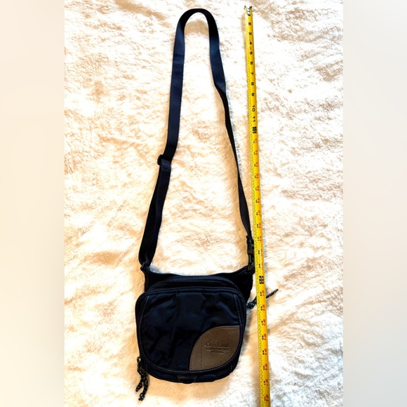 Overland Crossbody - Picture 2 of 5